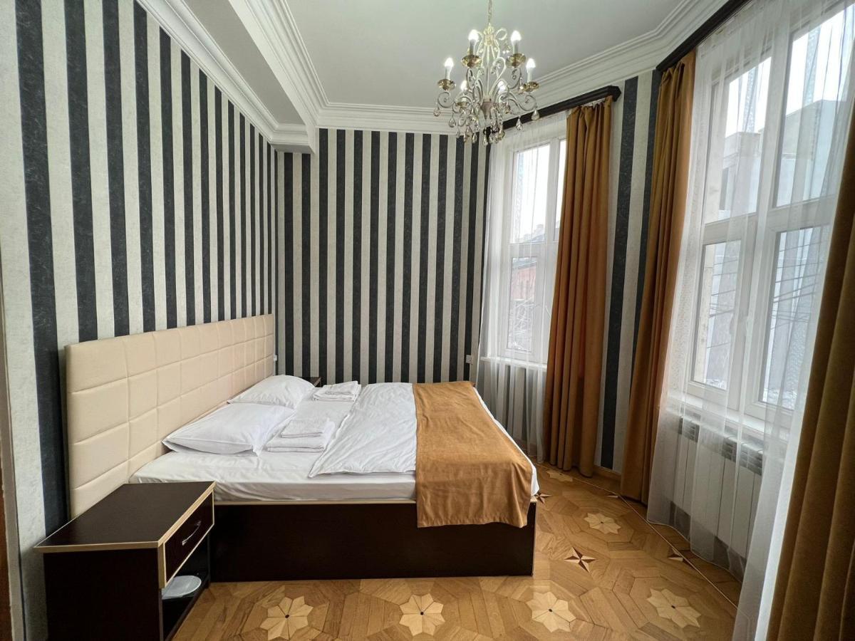 Olive Hotel Jerevan Exteriör bild